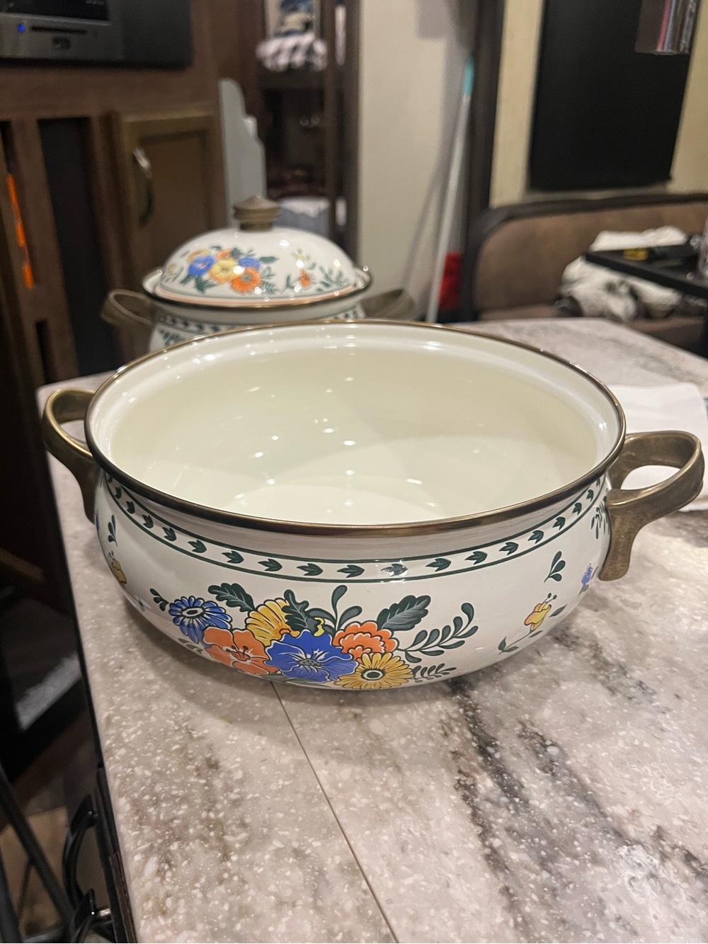Vintage M. Kamenstein Floral Enamel Cookware Pots – 1981 Taiwan – Set of 2